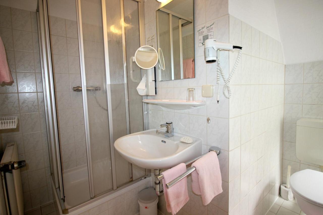 Hotel-Garni Haus Johanna Einbeck Extérieur photo