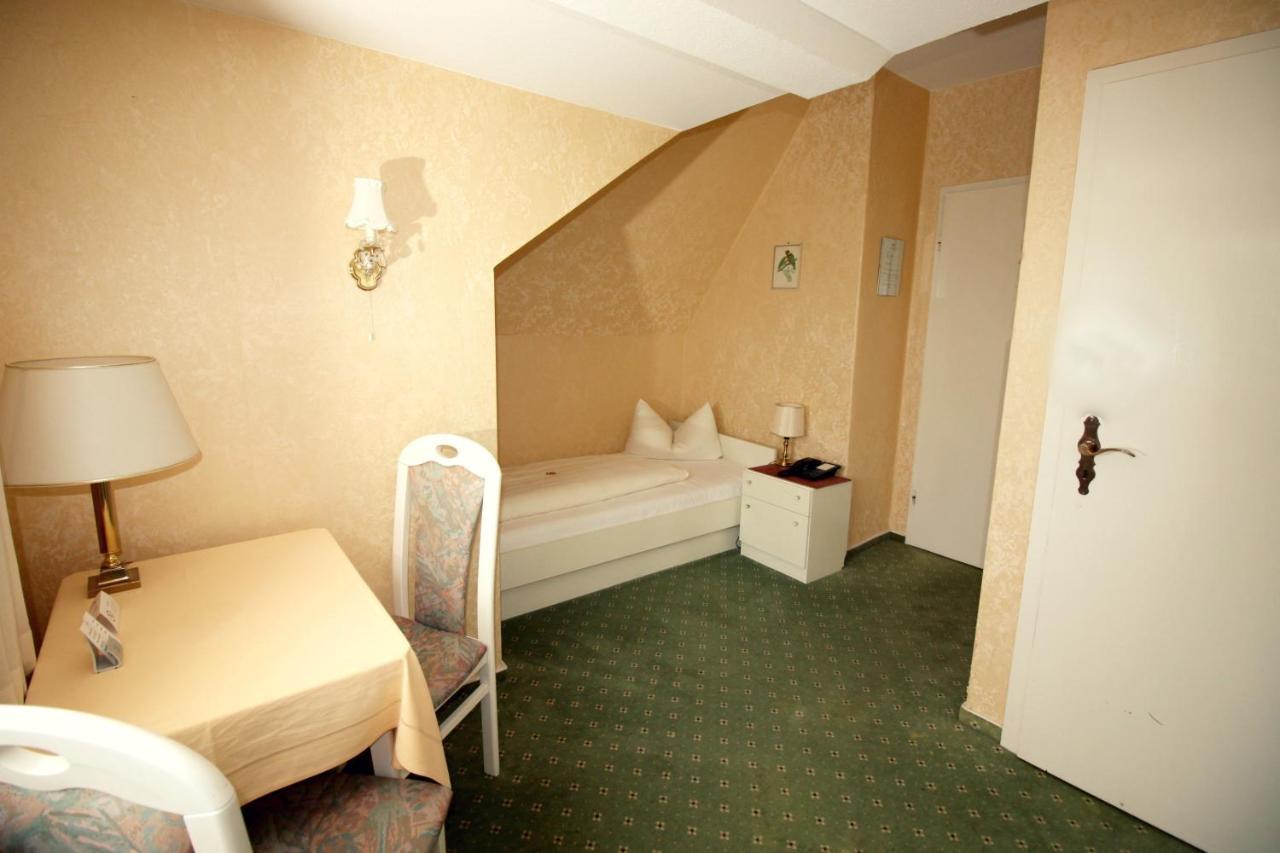 Hotel-Garni Haus Johanna Einbeck Extérieur photo