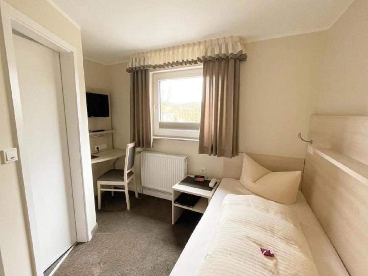 Hotel-Garni Haus Johanna Einbeck Extérieur photo